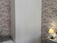 Почти новый шкаф