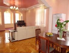 Продам дом, район турбазы (Сухум, 280м2)