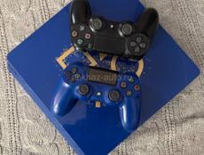 Консоль Sony PlayStation 4 Slim - Комплект Days of Play Limited Edition 