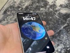 Продам айфон 13 