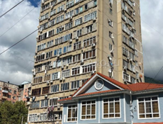 Продается 3 комнатная квартира .