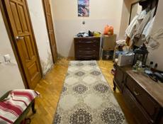 Трехкомнатная в центре Сухума 