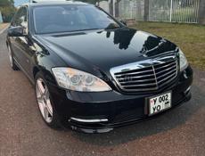 Mercedes-Benz S-Класс