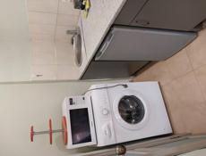 Центр Сухума.за сгоревшим Совмином сдам до конца мая