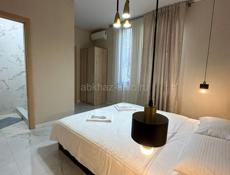 Сдам Евро 2-х в центре города Сухум первая береговая линия