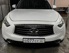 Infiniti FX