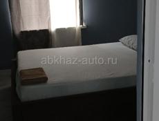 Сдаётся дом второй этаж рядом с азидом почтовая 3 для проживание есть плита телевизор вай фай холодильник кровати горячая вода и тд 