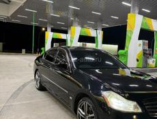 Nissan fuga