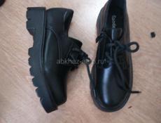 Новая детская обувь 