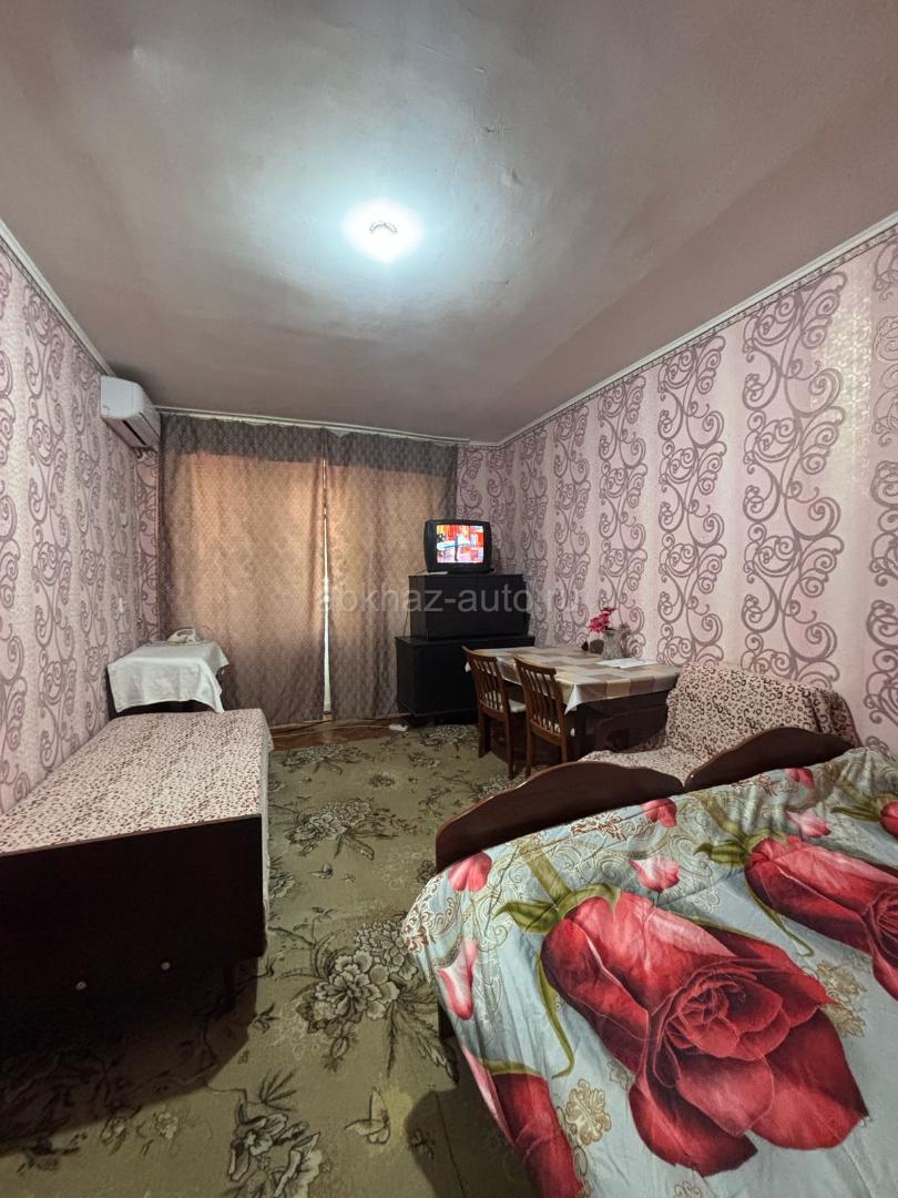 Сдаётся квартира в центре Сухума