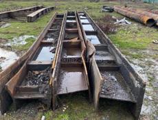 Мостовые балки, металлические листы,  баки для воды, трубы, угольники большие 200Х200 , Швеллер.