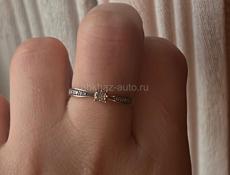 Продается кольцо 