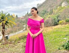 Продаю платья .. в идеальном состоянии