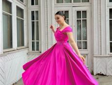 Продаю платья .. в идеальном состоянии