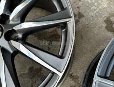 Продам диски от Lexus ISF r19