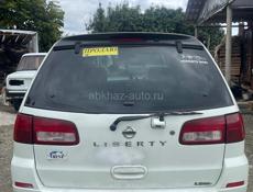 Nissan Liberty