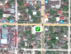 Продается трехэтажное здание в центре города Гудаута!