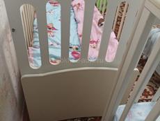 Продаю детскую кроватку в хорошем состоянии с ортопедическим матрасиком .7