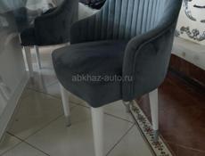 Продам новый стол