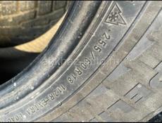 255/60R 18