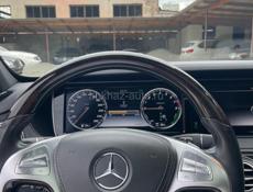 Mercedes-Benz S-Класс