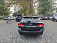 Toyota Avensis Verso