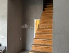 Продажа квартиры в историческом здании на ул. Лакоба, г. Сухум