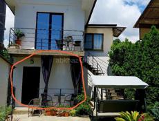 Центр Сухума сдам номер до конца мая