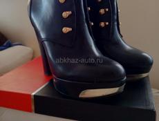 Продаются ботильоны!