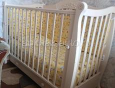 Продаётся детская кроватка 