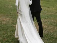 Продаю свадебное платье ( по всем вопросам звонить +79409715555 )