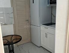 Сдается 2-х комнатная кВ в центре Сухума. Рынок