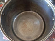 Кастрюля 10л. в отличном состоянии!