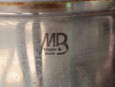 Кастрюля 10л. в отличном состоянии!