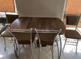 Стол со стульями . Доставка есть 