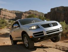 Лобовое стекло Volkswagen TouaregI / Porsche Cayenne 2002-2010