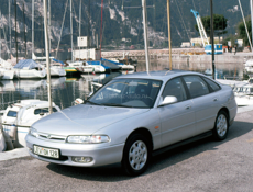Лобовое стекло  Mazda 626 1991-1997 Хэтчбек