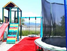 Сдам двух этажный дом до лета