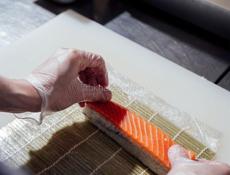 Требуется сушист в ресторан Апра 