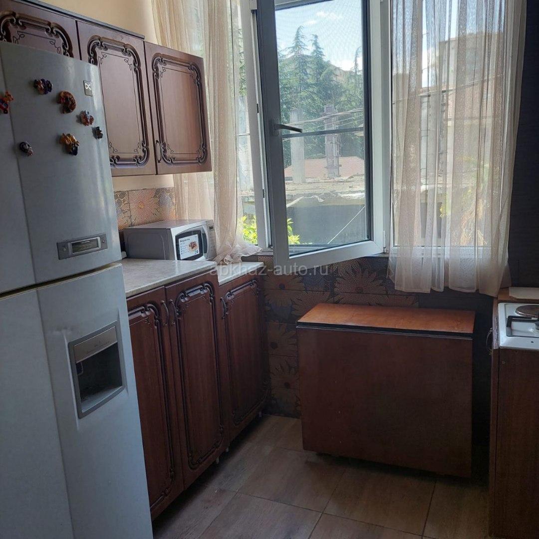 Сдаю посуточно отдыхающим с России 3х кв у моря центр 