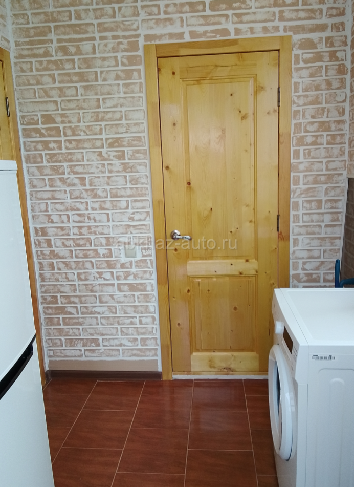 Сдам  суточно, а также на длительный срок  ,в десяти минутах от берега  .    90 