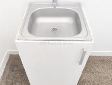 В хорошем состоянии.Комплект!Тумба,раковина,кран.Самовывоз!