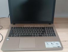 Ноутбук Asus