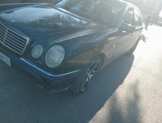 Mercedes-Benz E-Класс