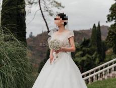 Продается эксклюзивное свадебное платье