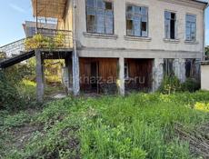 Продается просторный Дом с участком в г.Сухум