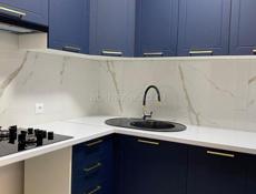 Сдается стильная трехкомнатная квартира в центре Сухума