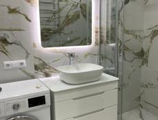 Сдается стильная трехкомнатная квартира в центре Сухума