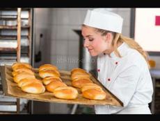 Требуется повар.