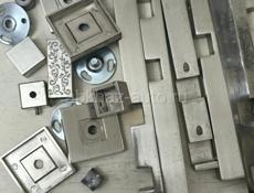 Б у карнизы фирменные 